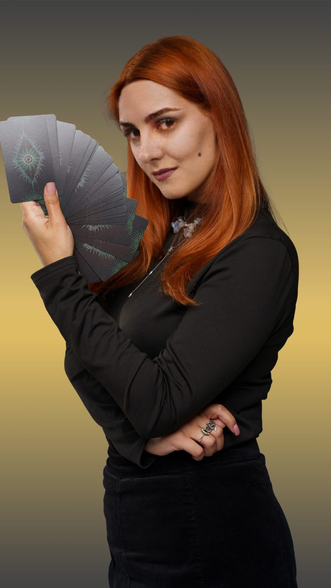Эвелина Мур